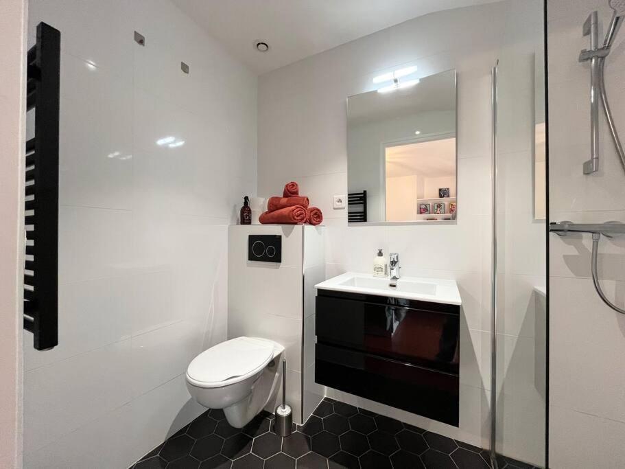 Appartement A Pied Du Centre Avec Place De Parking Arles Zewnętrze zdjęcie